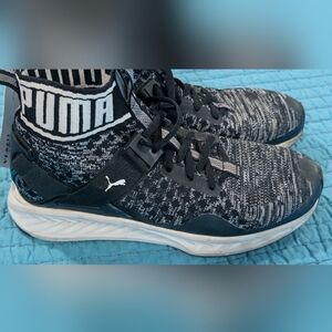 Puma Men's Black and White Knit Sneakers